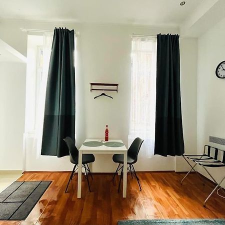 Kazy8 New Life Apartment Budapeşte Dış mekan fotoğraf